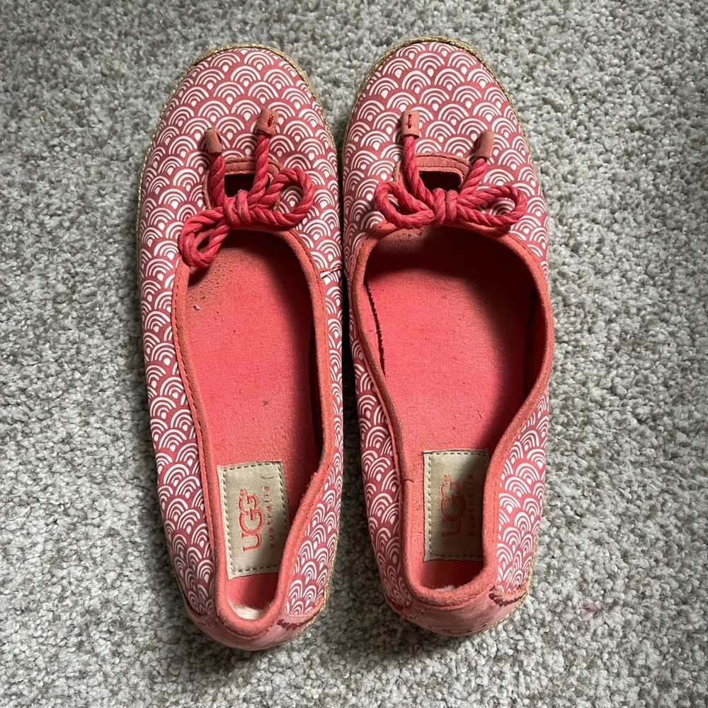 UGG Pink Ballet Flats with Bow Detail
